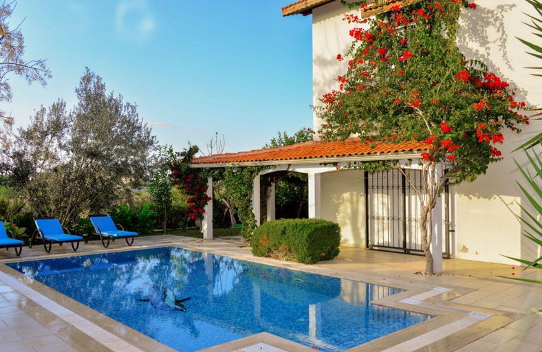 Sport & Beauty 1, Gorgeous Secluded Villa with Private Pool and BBQ, Serik