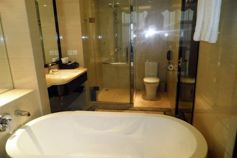 Bathroom 4, Wansheng International Hotel, Chongqing