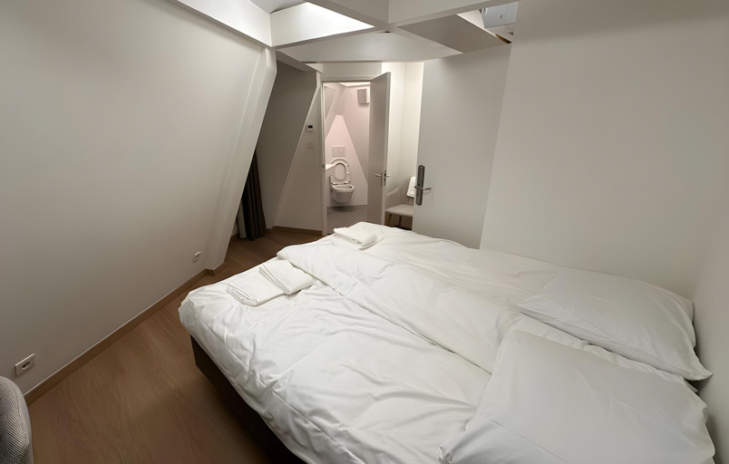 Bedroom 5, Voyagers Hotel Amsterdam, Amsterdam