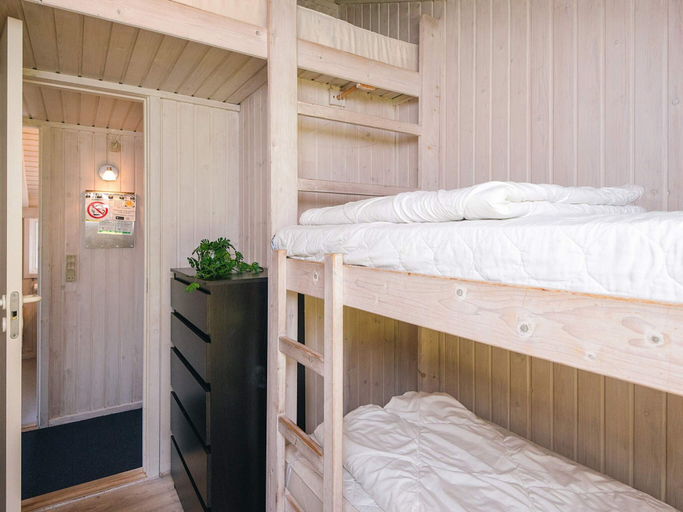 Bedroom 2, 6 Person Holiday Home in Ulfborg, Holstebro
