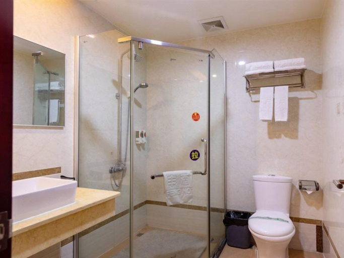 Bathroom 3, Huifeng Hotel, Shaoguan