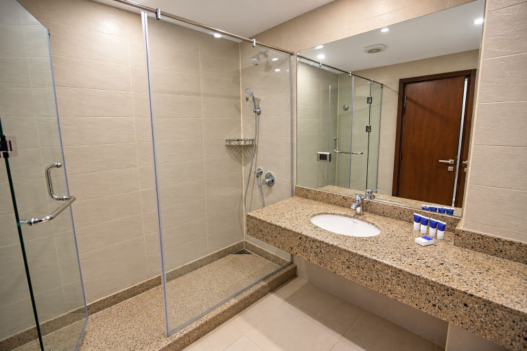 Bathroom 4, Stay Inn Cairo Hotel, Al-'Ajuzah