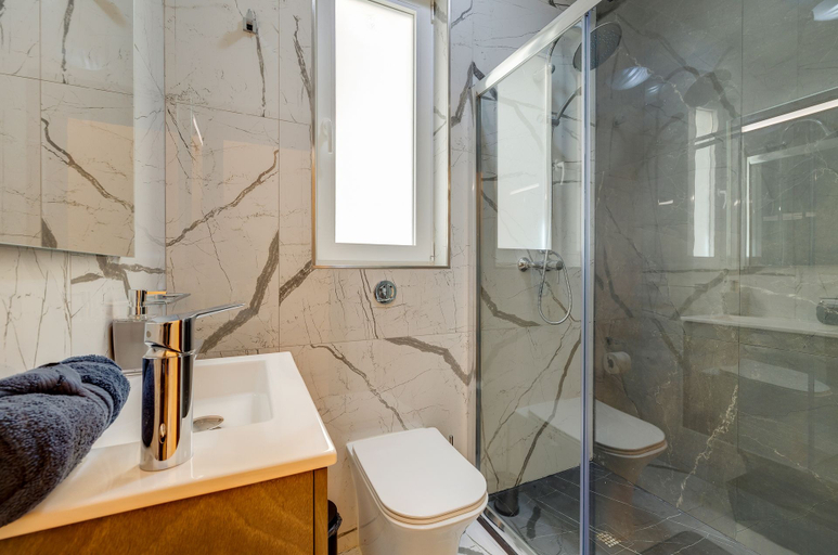 Others 3, Stylish 3BR Maisonette by the Promenade