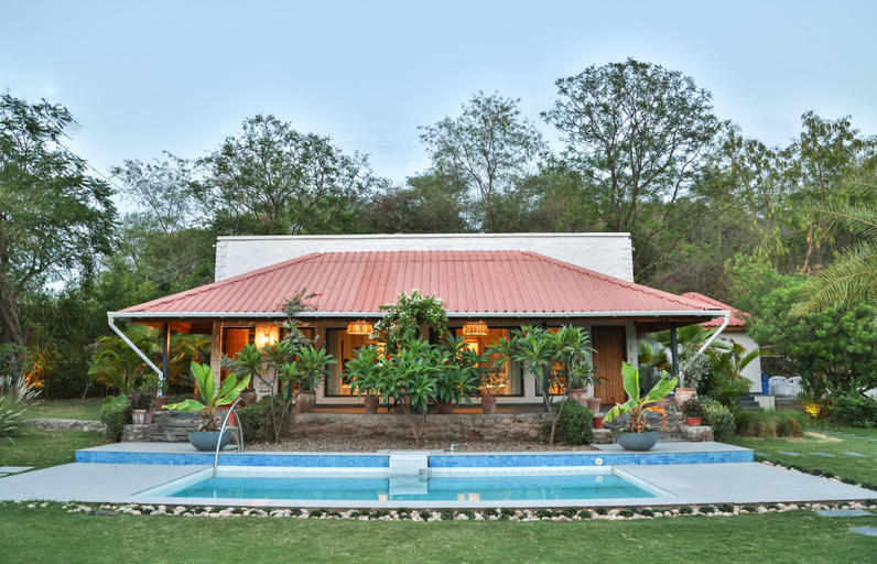Sport & Beauty 2, FHR Wilderness Lodge Chandigarh by TUTC, Sahibzada Ajit Singh Nagar