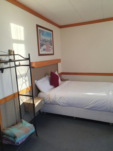 Others 3, The grand Inn, Wanganui