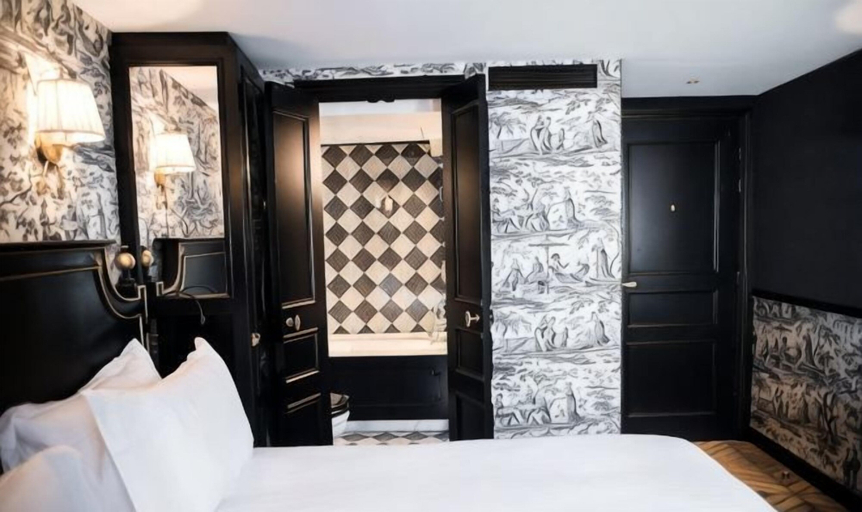 Bedroom 4, JOBO hotel - Joséphine Bonaparte, Paris