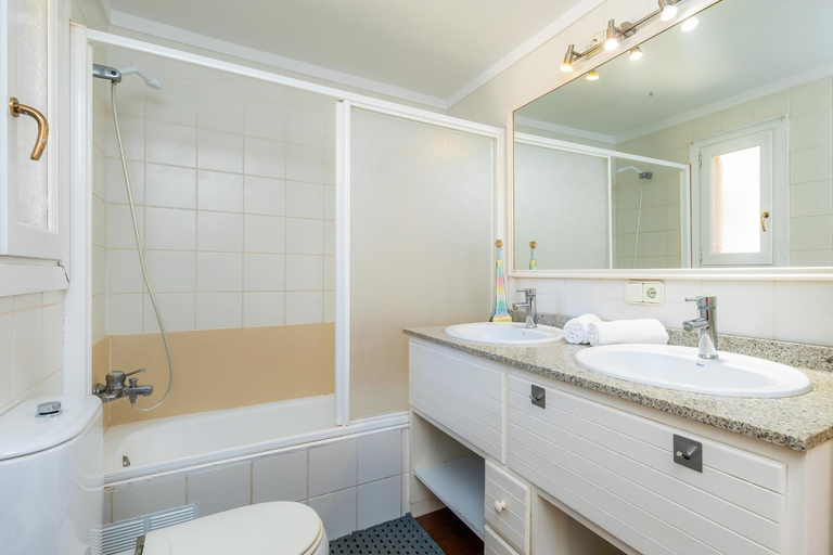 Bathroom 3, Villa Paca, Baleares