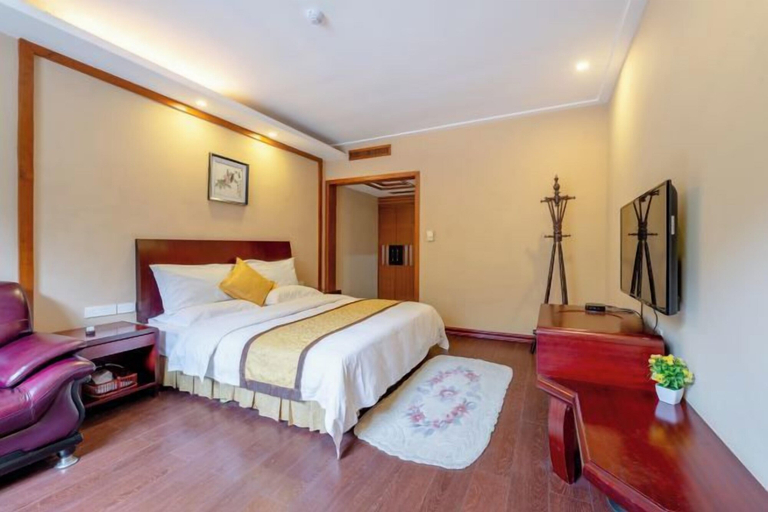 Bedroom 3, Baizhao Mountain Hotel, Xiaogan