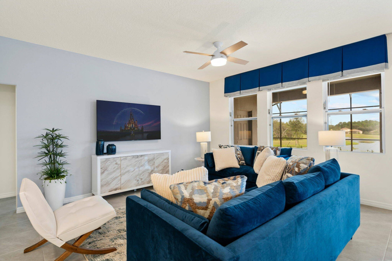 Others 4, 7BR Near Disney Private Pool, spa & Lake View, Polk