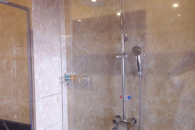 Bathroom 4, Rongdu Hotel, Chuxiong Yi