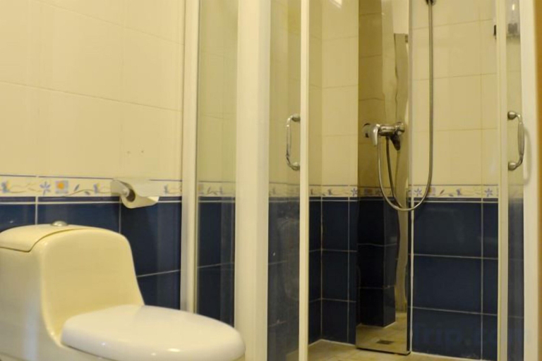 Bathroom, Peigen Yizutang Hotel, Huizhou