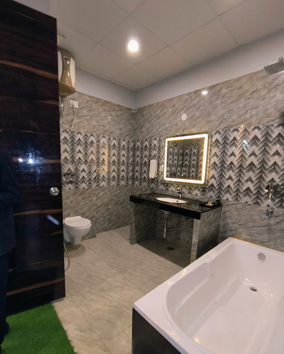 Bathroom 3, Corbett View Banquets and Resorts, Moradabad