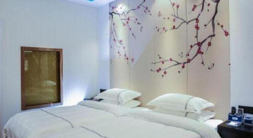 Bedroom 2, Yiwu Jane Eyre Love Nest Hotel, Jinhua