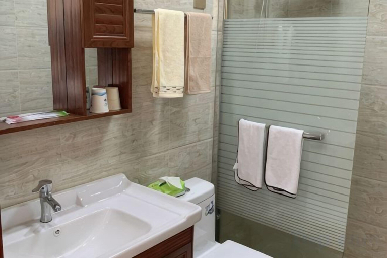 Bathroom, A Rest in Xinchang, Shaoxing