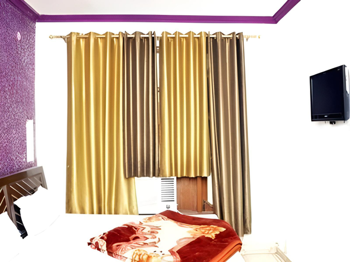 Bedroom 5, Hotel Silver Bell, Chandigarh