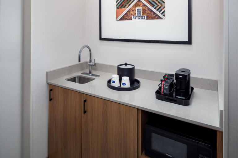 Others 5, Hampton Inn & Suites North Conway, Carroll