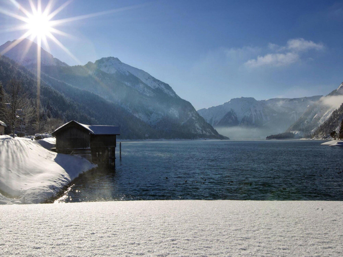 Others 5, Apartment Near the Lake, Schwaz