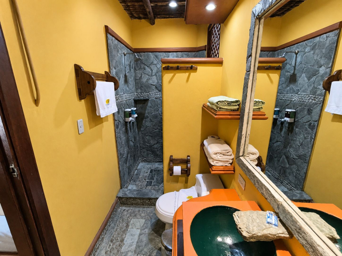 Bathroom 3, Hotel Porton del Sol, Sopetrán