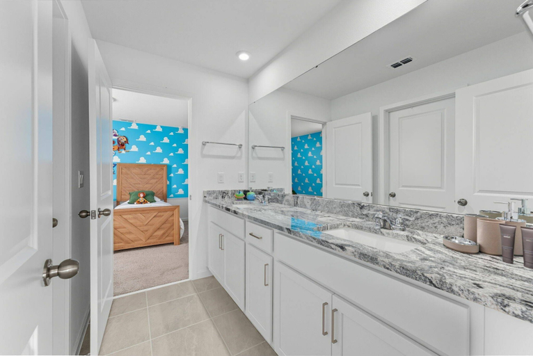 Others 3, 7BR Solara Themed Rooms, Cinema, Pool & spa, Osceola