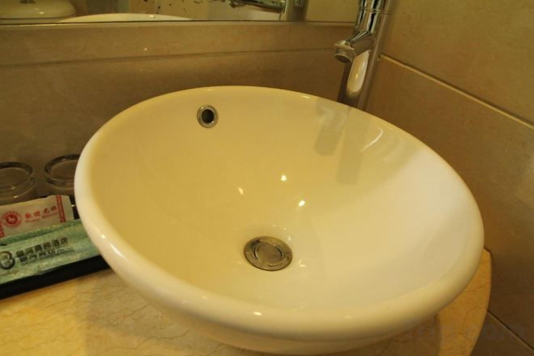 Bathroom 4, Xiaolan Yinhe Business Hotel, Zhongshan