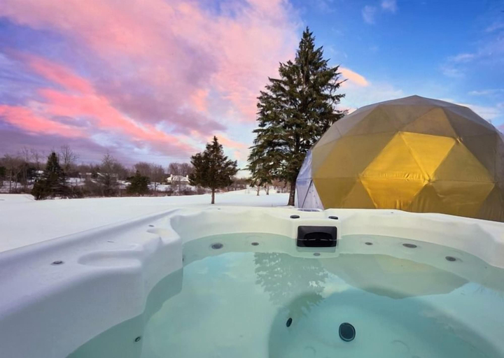 Sport & Beauty 3, DayDreamer Domes, Allegan