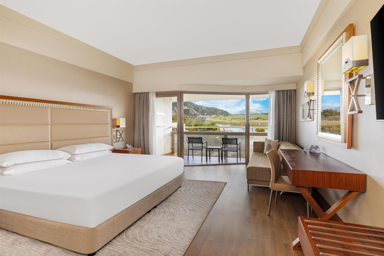 Bedroom 4, Hilton Dalaman Sarigerme Resort & Golf, Ortaca