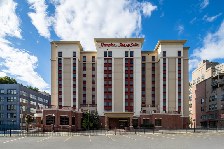 Exterior & Views 2, Hampton Inn & Suites Albany-Downtown, Albany