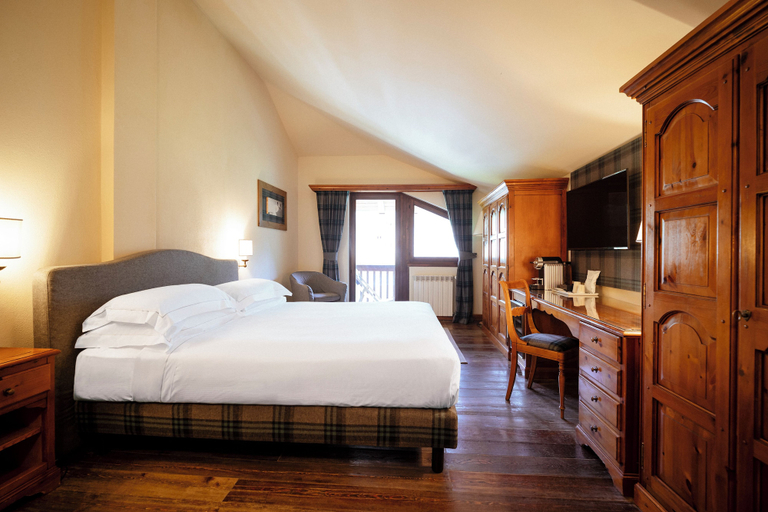 Bedroom 3, QC Hotel Monte Bianco, Aosta