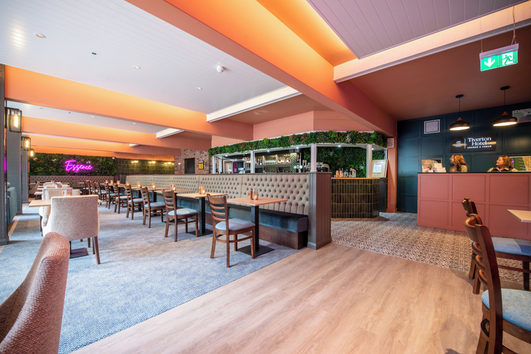 Food & Drinks 5, Tiverton Hotel Lounge & Venue, Devon