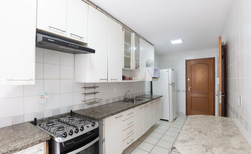 Others 4, Apartment in a Condominium on the Sand - Efe0803, Guarapari