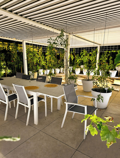 Food & Drinks, Luxus Neubau 170m2 Loft mit Pool Garten, München
