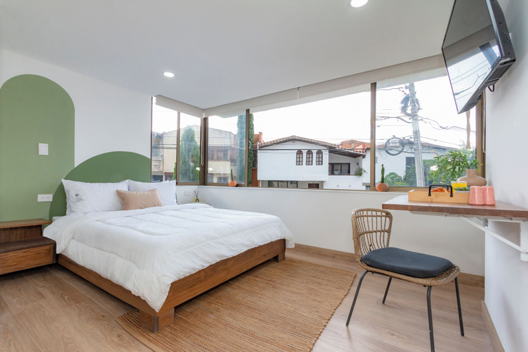 Others 4, Casa Clarita, Medellín