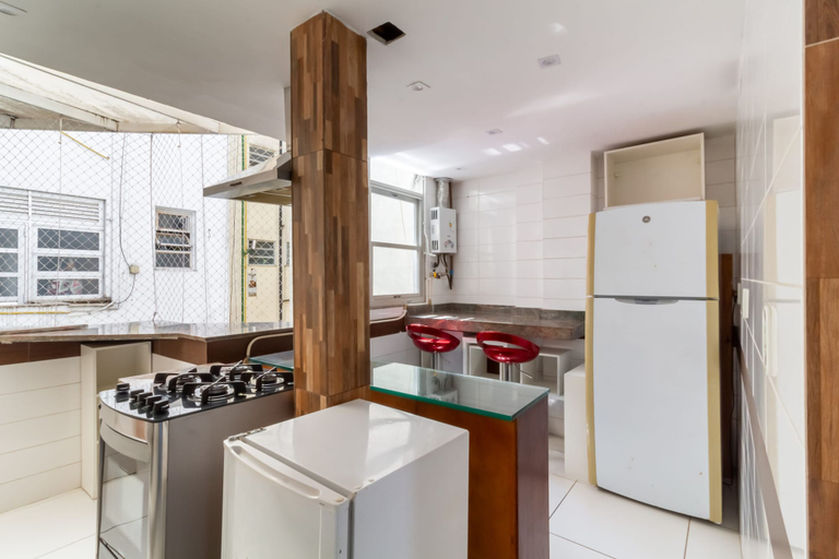 Others 2, Spacious 1BR Near Metro Copacabana Br1102, Rio de Janeiro