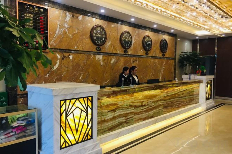 Others 5, Frost Hotel, Linxia Hui