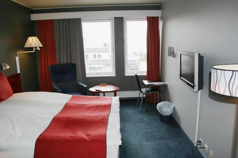 Bedroom 2, F2 Hotel Harstad, Harstad