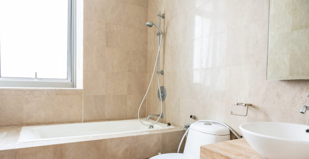 Bathroom 2, Fairlane Residences by Plush, Kuala Lumpur