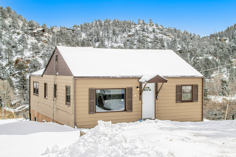 Others 5, Cozy Cottage With Grill Near River and Downtown, Larimer