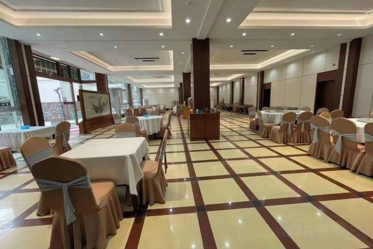 Food & Drinks 5, Baizhao Mountain Hotel, Xiaogan