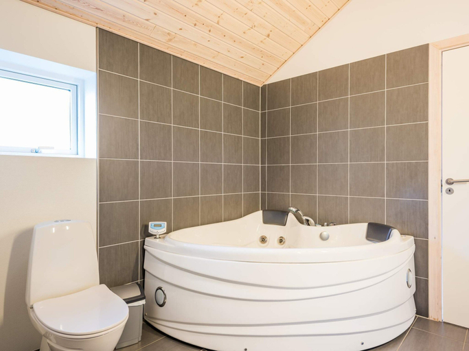 Bathroom 3, 5 Star Holiday Home in Norre Nebel, Varde