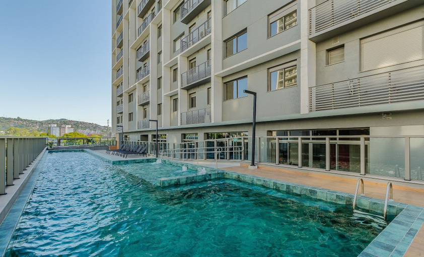 Others 4, Apt in Condo w/ Pool & Garage Mcp1104, Porto Alegre