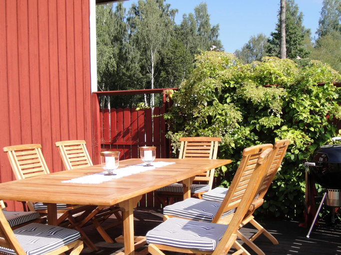 Others 5, Holiday Home in Glesborg, Örebro