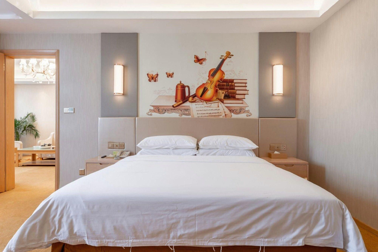 Bedroom 3, Vienna International Hotel, Jingmen