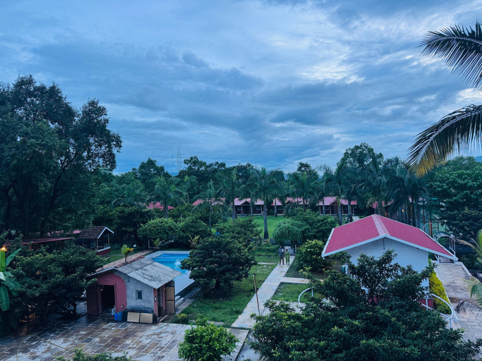 Exterior & Views 2, Mango Tree Farm, Raigarh