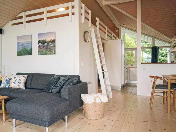Others 1, 4 Star Holiday Home in Nexo, Bornholm