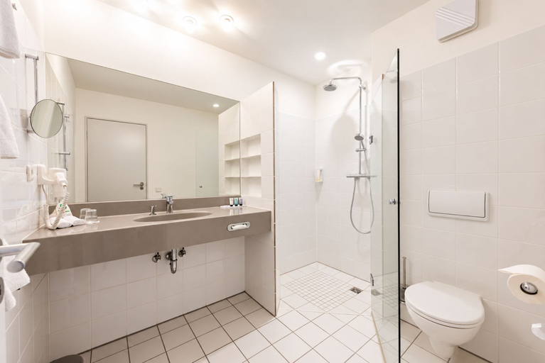 Bathroom 4, Hotel Alte Werft, Emsland