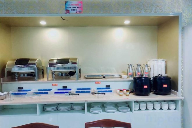 Food & Drinks 5, Yunshan Hotel, Linxia Hui