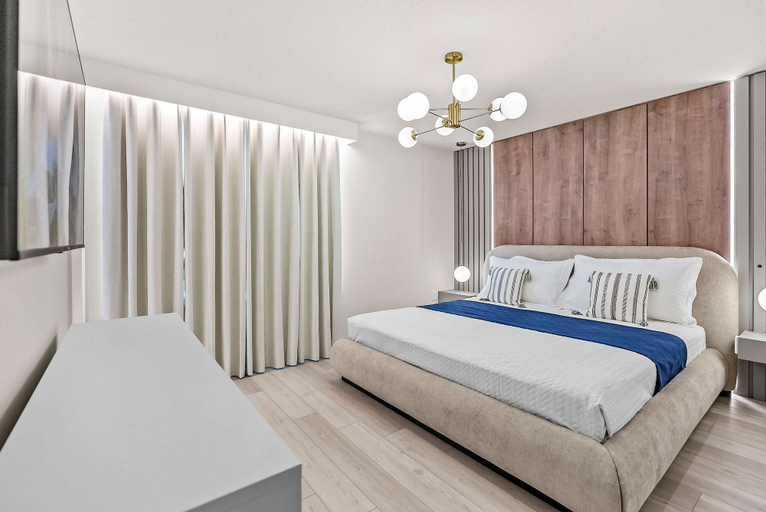Others 5, 8-bedroom Themed Villa With Private Pool, Lake