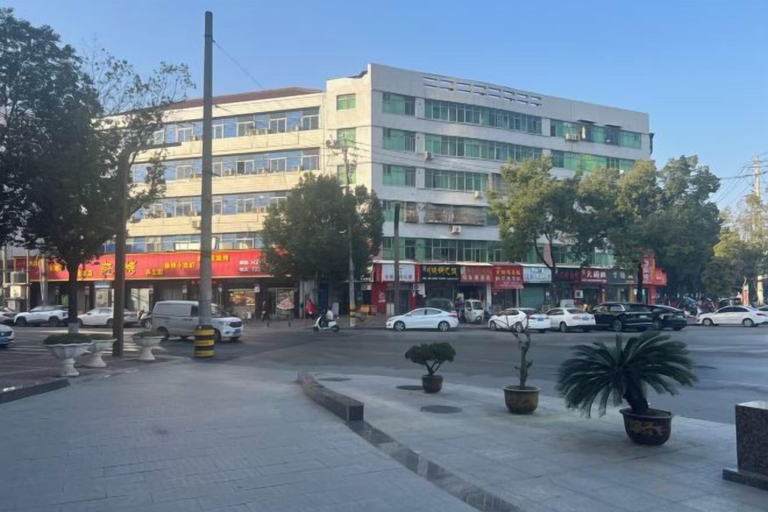 Exterior & Views 2, Liaoyuan Business Hotel, Hanzhong