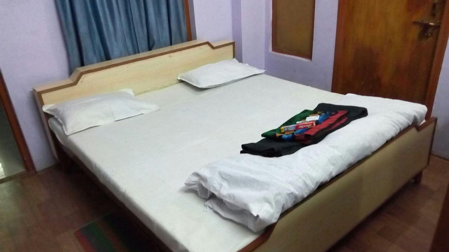Bedroom 3, Hotel Amber, Jalaun