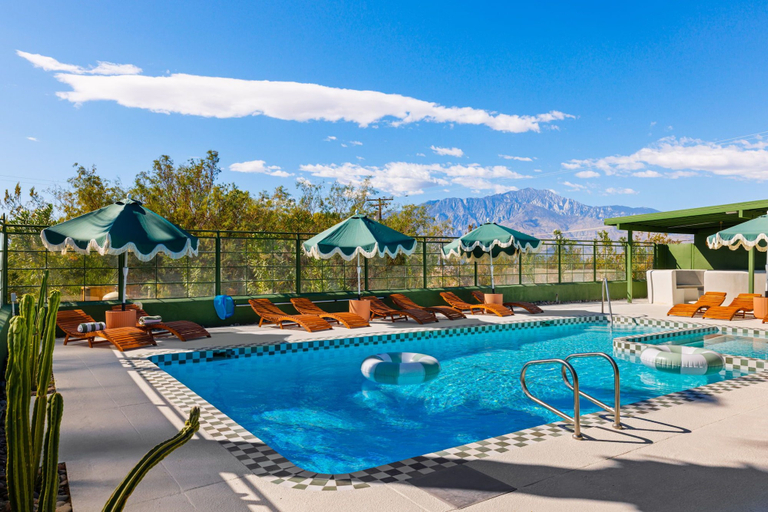 Sport & Beauty 1, Sagewater Springs - Adult Only, Riverside